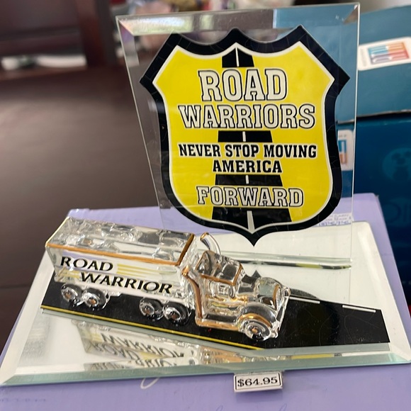 Glass art - Picture 1 of 3